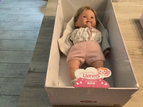 Llorens speelpop (40 cm), Verzamelen, Poppen, Nieuw, Pop, Ophalen of Verzenden