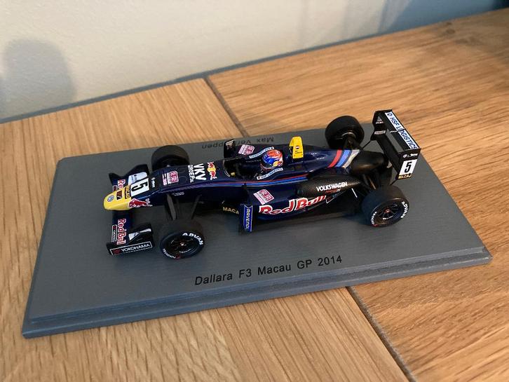 Max Verstappen 1:43 F3 Dallara Macau 2014 SA105 Spark, Verzamelen, Automerken, Motoren en Formule 1, Nieuw, Formule 1, Ophalen of Verzenden