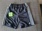 short adidas, Ophalen, Adidas, Sport- of Zwemkleding, Zo goed als nieuw