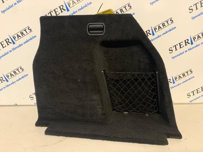 Bekleding bagageruimte van een Mercedes E-Klasse, Auto-onderdelen, Interieur en Bekleding, Mercedes-Benz, Gebruikt, 3 maanden garantie