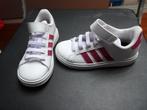 Sneakers meisje (Adidas Maat 28) Nooit gedragen, Kinderen en Baby's, Nieuw, Meisje, Ophalen of Verzenden, Sportschoenen