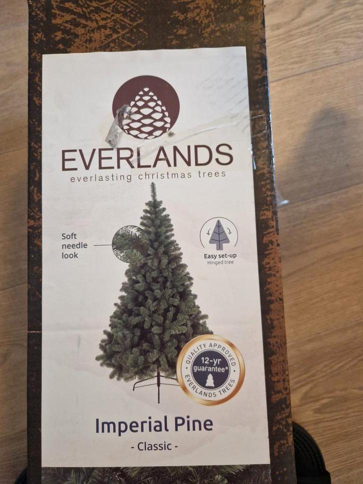 Kerstboom 120cm - kunstboom in goed staat met wat decoratie, Diversen, Kerst, Zo goed als nieuw, Ophalen of Verzenden