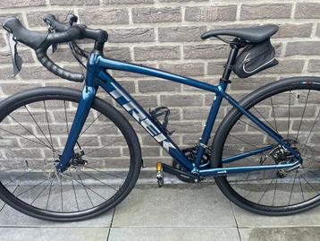 Trek Domane AL 2 Disc 2024 beschikbaar voor biedingen