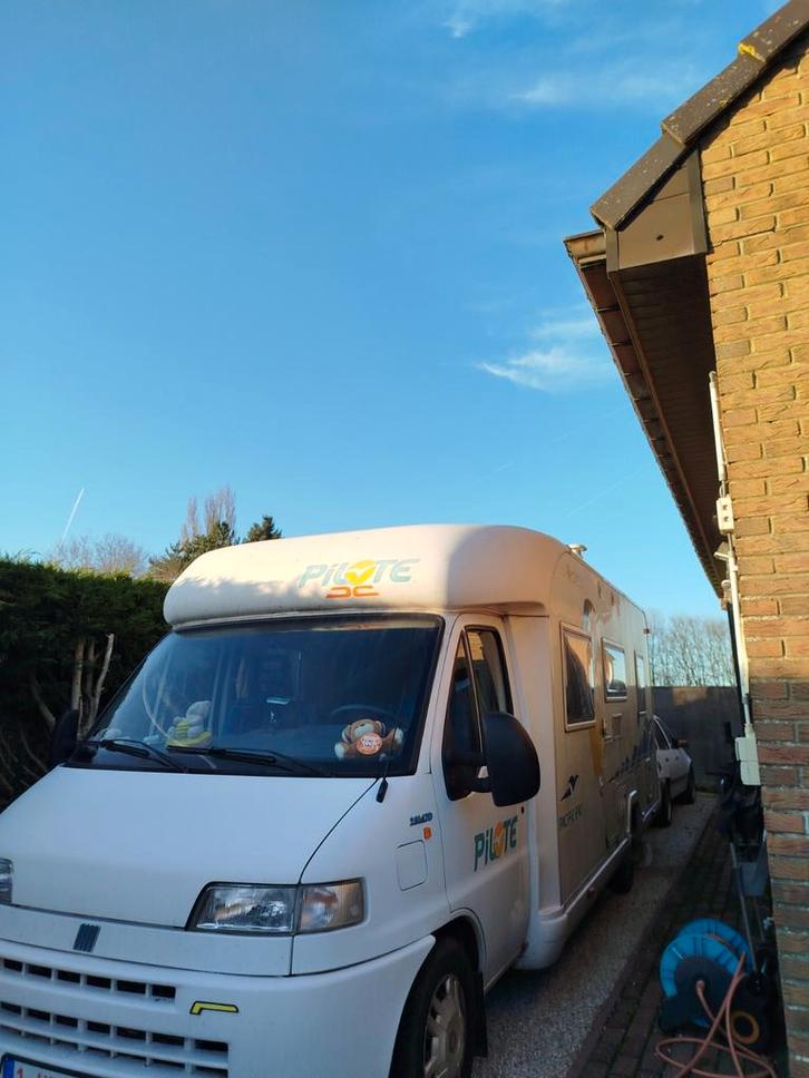 Camping car pilote, Caravans en Kamperen, Mobilhomes, Particulier, Pilote, Automaat, Airconditioning, Ophalen