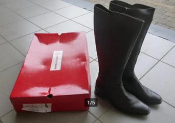 laarzen - dames - lang beschikbaar voor biedingen