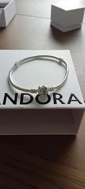 Pandora stijl armband  beschikbaar voor biedingen