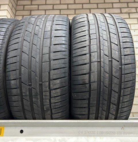 Zomerbanden Hankook evo 3 suv NO 285 40 21 inch 2 stuks, Auto-onderdelen, Banden en Velgen, Band(en), Zomerbanden, 21 inch, 285 mm