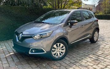 Renault Captur 1.2 Tce Showroom staat ### 9000 km ### beschikbaar voor biedingen