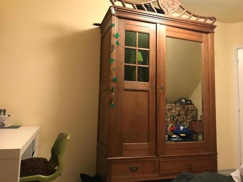 Zeer mooie kast te koop, Huis en Inrichting, Kasten | Kleerkasten, Gebruikt, 200 cm of meer, 100 tot 150 cm, 50 tot 75 cm, Met deur(en)