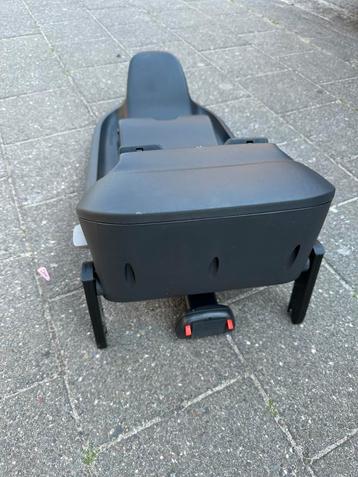 Isofix cybex aton b2  beschikbaar voor biedingen