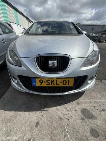 Voorbumper Seat Leon 1P ('05-'13) beschikbaar voor biedingen
