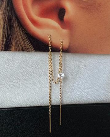 Oorbellen hangers zirkoon staal verguld18K beschikbaar voor biedingen