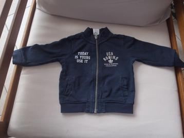 marineblauw vest maat 68 beschikbaar voor biedingen
