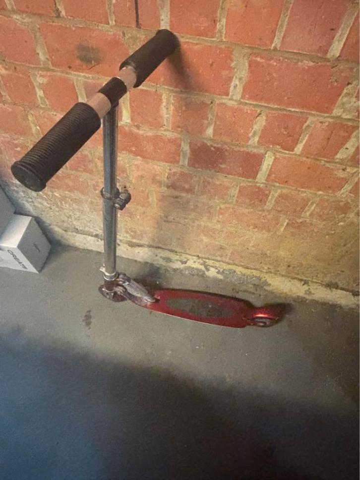 Trottinette enfant rouge pliante – légère,, Fietsen en Brommers, Steps, Gebruikt, Gewone step, Ophalen