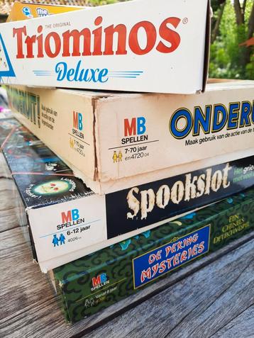 5 gezelschapsspellen. Onderuit. Spookslot. De Peking mysteri beschikbaar voor biedingen