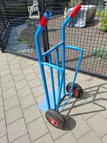 STEEKWAGEN beschikbaar voor biedingen