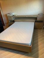 Bed 140x200cm gratis af te halen, Huis en Inrichting, Slaapkamer | Bedden, Ophalen, Gebruikt