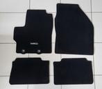 Set de tapis pour Toyota Yaris Hybide 2024 NEW € 15, Autos : Pièces & Accessoires, Enlèvement, Neuf, Toyota