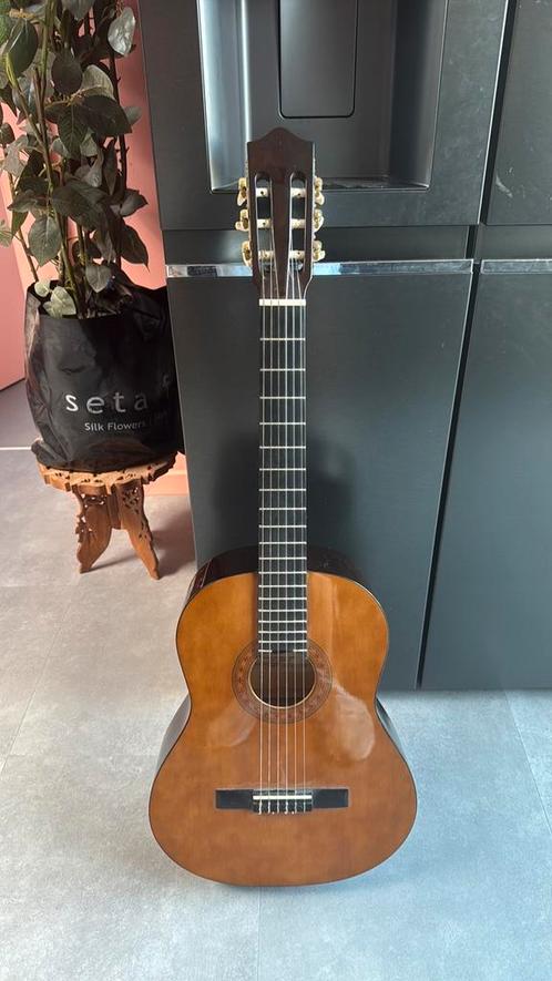 Klassieke gitaar, Muziek en Instrumenten, Snaarinstrumenten | Gitaren | Akoestisch, Zo goed als nieuw, Ophalen