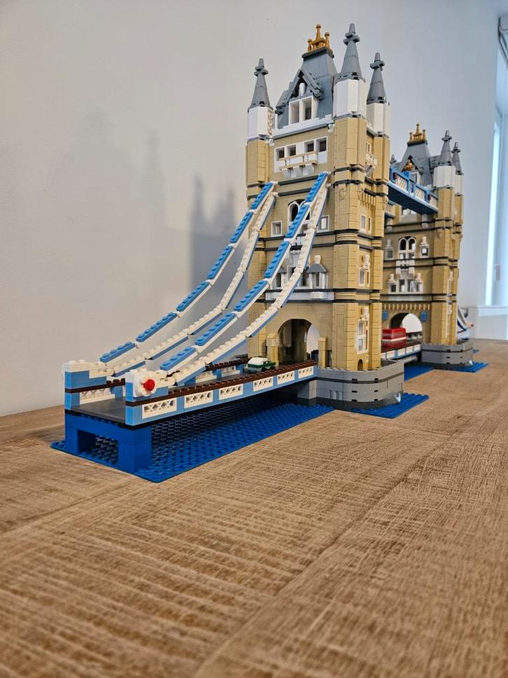 Lego Tower Bridge (10214), Kinderen en Baby's, Speelgoed | Duplo en Lego, Zo goed als nieuw, Lego, Complete set, Ophalen