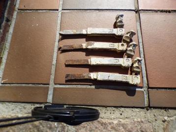 Herderinnetjes  blindenmannetjes  luikvastzetters  beschikbaar voor biedingen