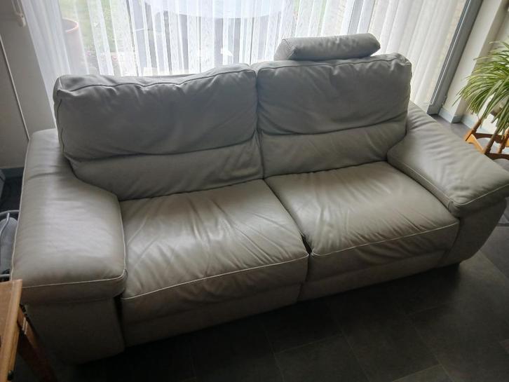 Lederen elektrisch bediende relax zetel, Huis en Inrichting, Zetels | Zetels, Zo goed als nieuw, Rechte bank, Tweepersoons, 150 tot 200 cm