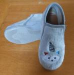 Pantoufles BELLAMY grises  pt 28, Enfants & Bébés, Vêtements de bébé | Chaussures & Chaussettes, Comme neuf, Bellamy, Garçon ou Fille
