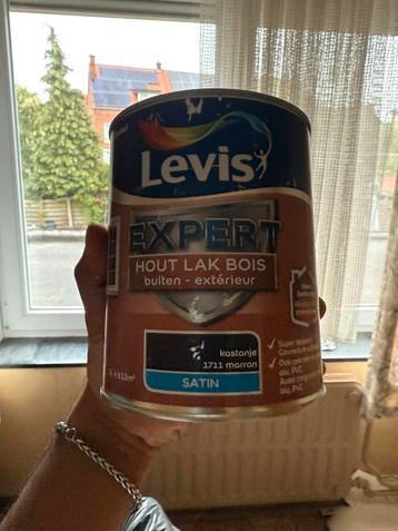 Verf voor buitendeuren en ramen 1l beschikbaar voor biedingen