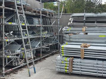 Multidirectionele Steiger 12m x 8m (werkhoogte) – 100 m², Enlèvement, Neuf