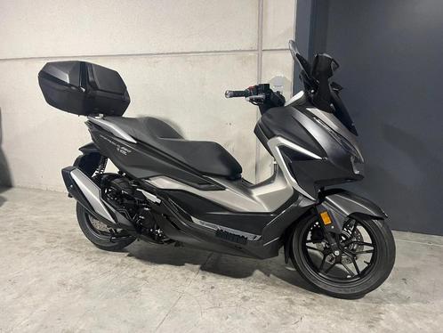 Honda Forza 350, Motos, Motos | Honda, Entreprise, Scooter, 1 cylindre