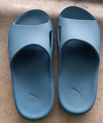 BADSLIPPERS PUMA beschikbaar voor biedingen