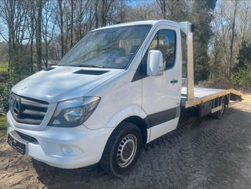 Takelwagen, Oprijwagen voor export, rijd zeer goed, automaat beschikbaar voor biedingen