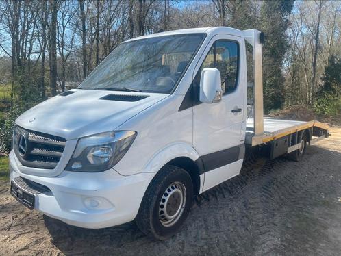 Takelwagen, Oprijwagen voor export, rijd zeer goed, automaat, Auto's, Bestelwagens en Lichte vracht, Bedrijf, Radio, Mercedes-Benz