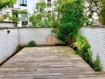 Maison te huur in Bruxelles beschikbaar voor biedingen
