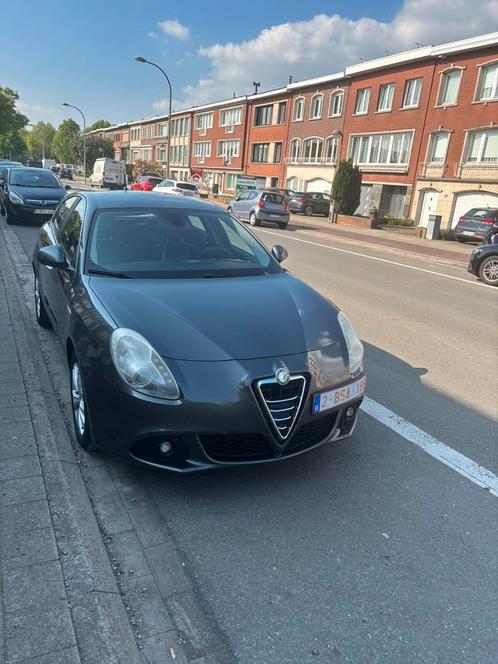Alfa Romeo Giulietta 1.6 Diesel euro 5, Auto's, Alfa Romeo, Particulier, Giulietta, ABS, Adaptieve lichten, Airbags, Airconditioning