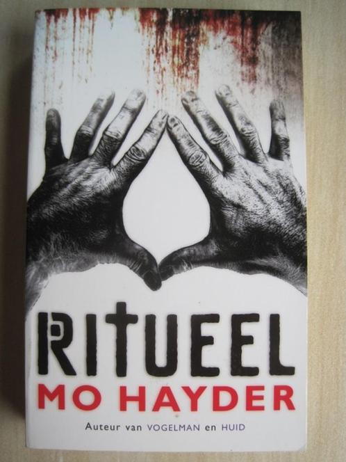 009 - Ritueel - Mo Hayder, Boeken, Thrillers, Zo goed als nieuw, Europa overig, Ophalen of Verzenden