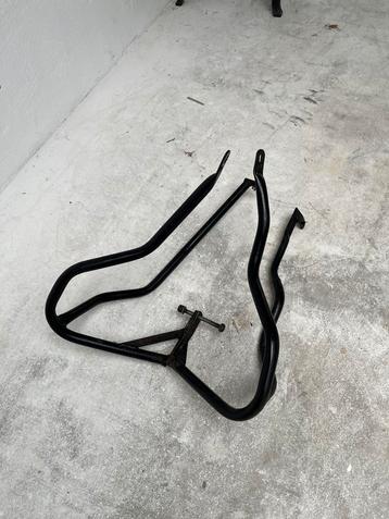 Aprilia pegaso 650 valbeugels / crash bars, Enlèvement