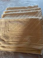 Vier badmatten 72 cm op 0.50cm, Huis en Inrichting, Badkamer | Badtextiel en Accessoires, Ophalen of Verzenden, Zo goed als nieuw