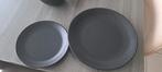 Zwarte serviesset, Huis en Inrichting, Keuken | Servies, Ophalen, Zo goed als nieuw, Bord(en)