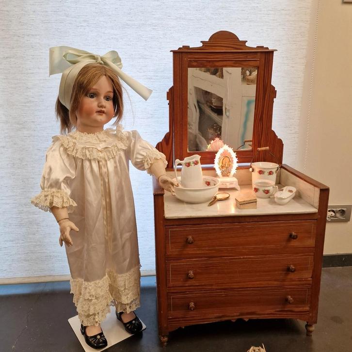 KInderkaptafel met origineel wasset, Antiek en Kunst, Antiek | Speelgoed, Ophalen