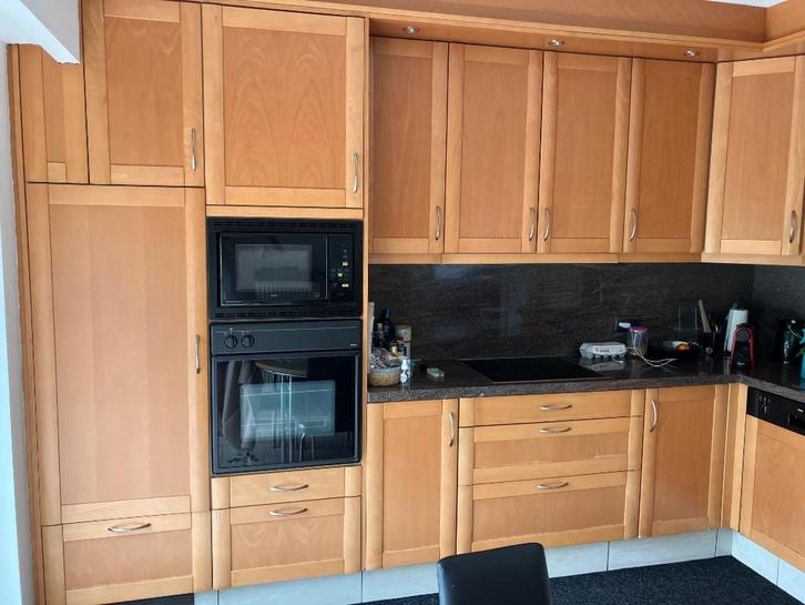 Volledige keuken met toestellen, Huis en Inrichting, Keuken | Complete keukens, Gebruikt, Hoekkeuken, Bruin, Graniet of Steen