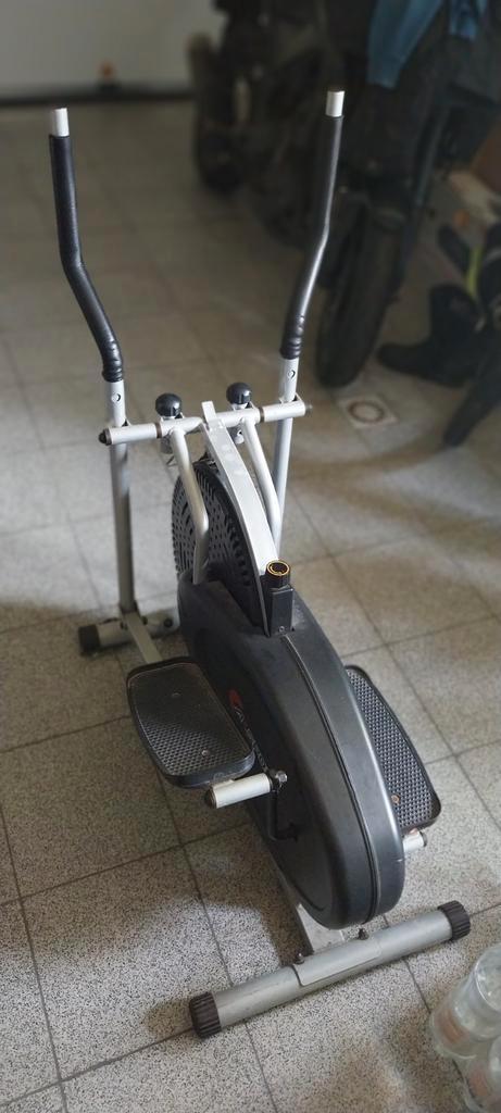 Crosstrainer AK Sport, Sport en Fitness, Fitnessapparatuur, Gebruikt, Ophalen