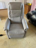 Relax zetel. Elektrisch (ideaal voor senioren) Medicare duo, Huis en Inrichting, Fauteuils, Ophalen, Gebruikt, Leer, Relax