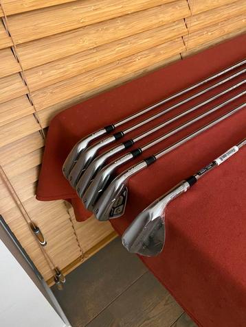 Titleist vokey SM10, callaway apex golf clubs beschikbaar voor biedingen
