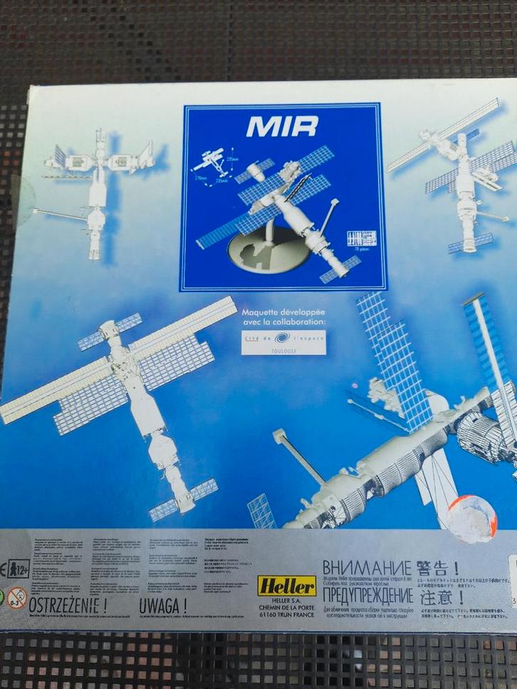 HELLER nr 60442 STATION SPATIALE MIR *NOUVEAU* MODELISME, Hobby & Loisirs créatifs, Modélisme | Autre, Neuf, 1:50 à 1:144, Enlèvement