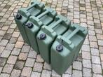 4 kunststof jerrycans in zeer goede staat., Ophalen