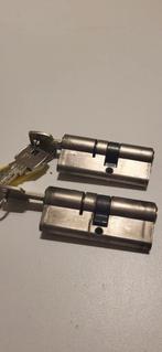 2 veiligheidscilinders met dezelfde sleutel, merk Dom, Gebruikt, Ophalen of Verzenden