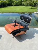Vitra lounge chair + ottoman, Huis en Inrichting, Fauteuils, Ophalen, Zo goed als nieuw, Hout