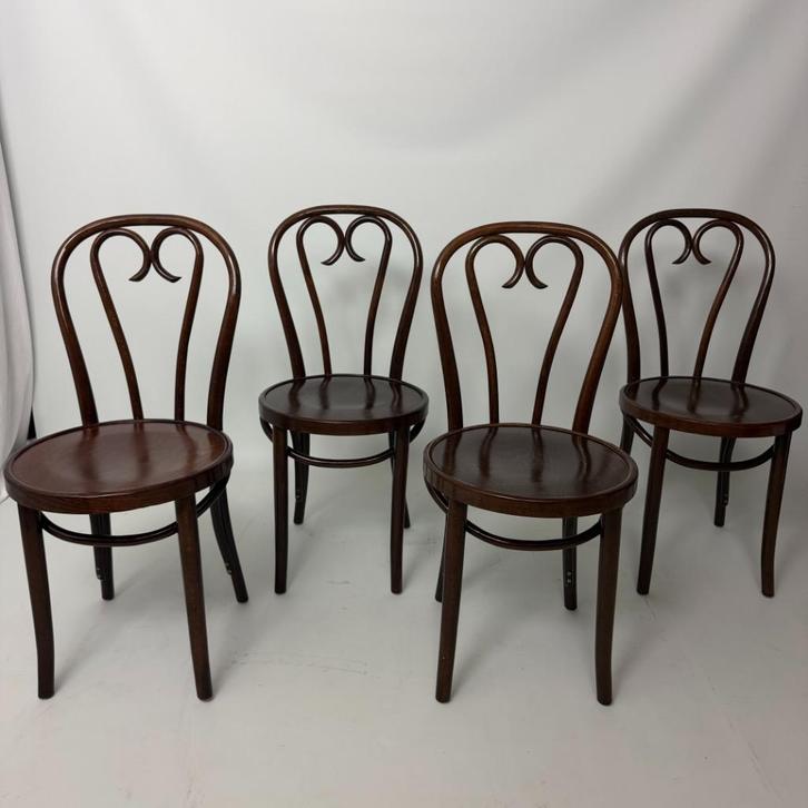 Thonet nr. 16 stijl ‘Sweetheart’ stoelen, Antiek en Kunst, Antiek | Meubels | Stoelen en Sofa's, Ophalen of Verzenden