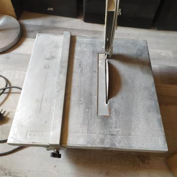 Coupe carrelage  beschikbaar voor biedingen